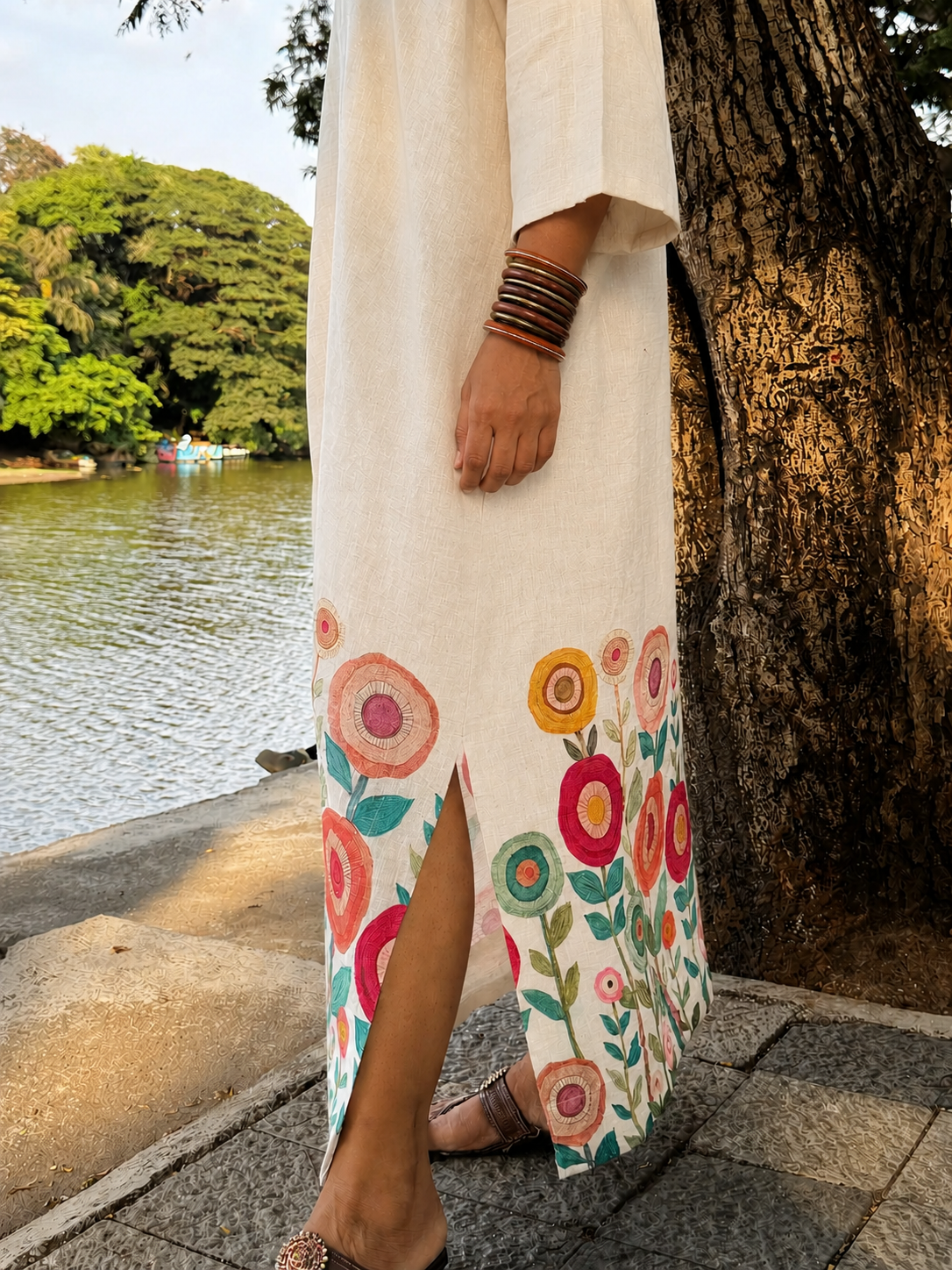 Célora floral kaftan dress, styled view of the relaxed kaftan cut