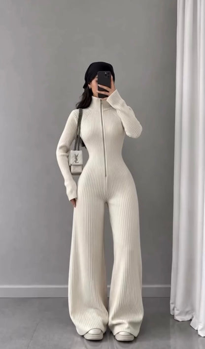 Celora Jumpsuit One Size fits 65–90 kg.